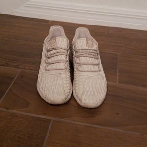 Addidas size 9.5 shoes